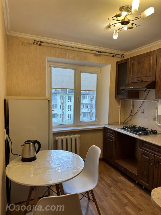 1-комн. квартира, 40м², с мебелью, 3/5 эт., ДОНЕЦК