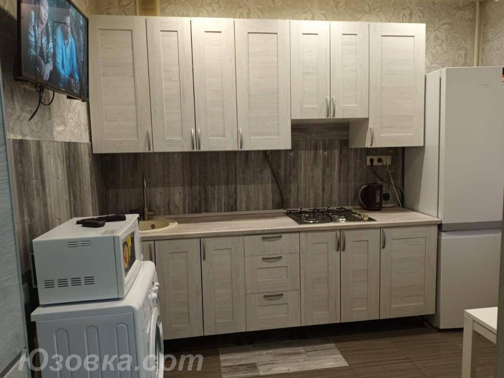 2-комн. квартира, 53м², с мебелью, 2/5 эт., ДОНЕЦК