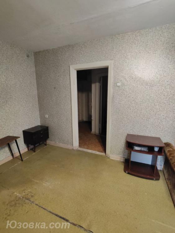 1-комн. квартира, 31 м², вторичка, 1/5 эт., ДОНЕЦК