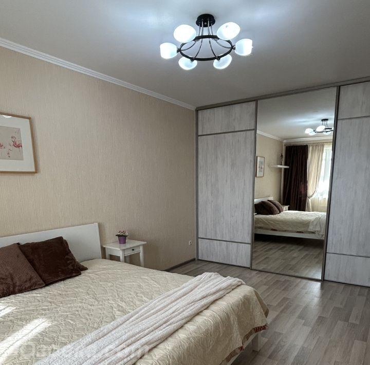1-комн. квартира, 43м², с мебелью, 3/9 эт.