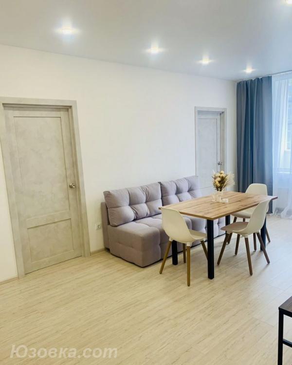 3-комн. квартира, 68м², с мебелью, 3/5 эт., ДОНЕЦК