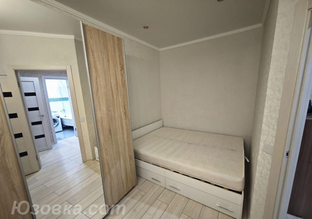 1-комн. квартира, 35м², с мебелью, 4/5 эт., ДОНЕЦК