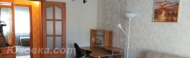 1-комн. квартира, 46м², с мебелью, 1/9 эт., ДОНЕЦК
