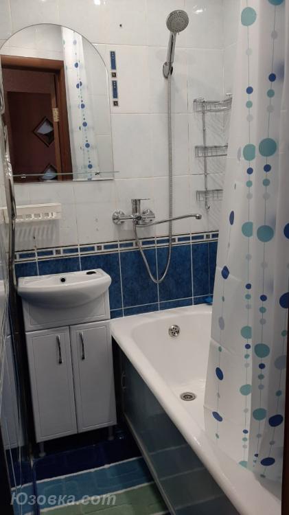 2-комн. квартира, 47м², с мебелью, 3/9 эт., ДОНЕЦК