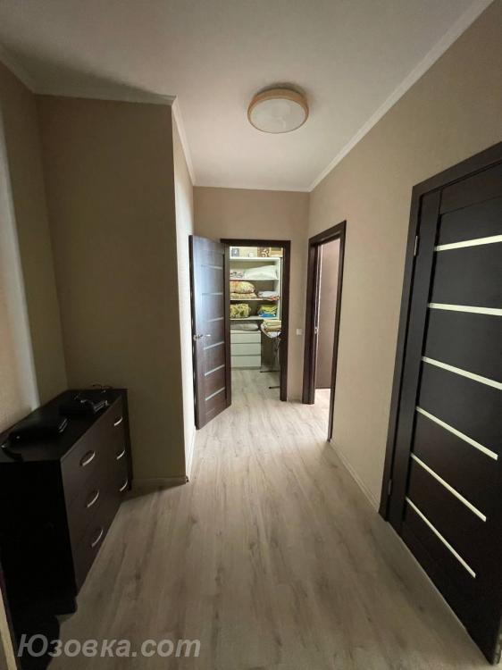 2-комн. квартира, 46м², с мебелью, 2/5 эт., Макеевка