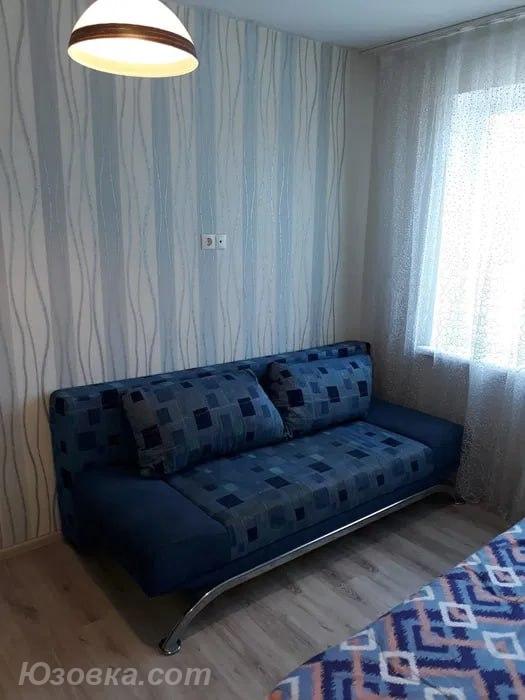 2-комн. квартира, 50м², с мебелью, 4/5 эт.