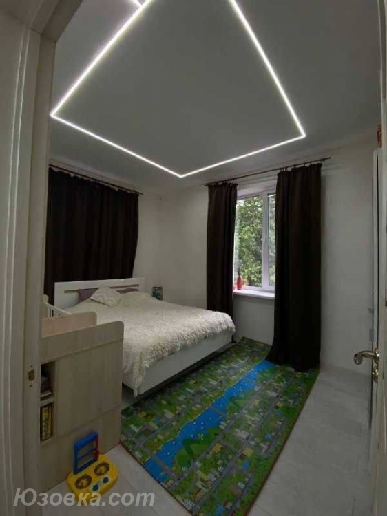1-комн. квартира, 35м², с мебелью, 1/9 эт., ДОНЕЦК