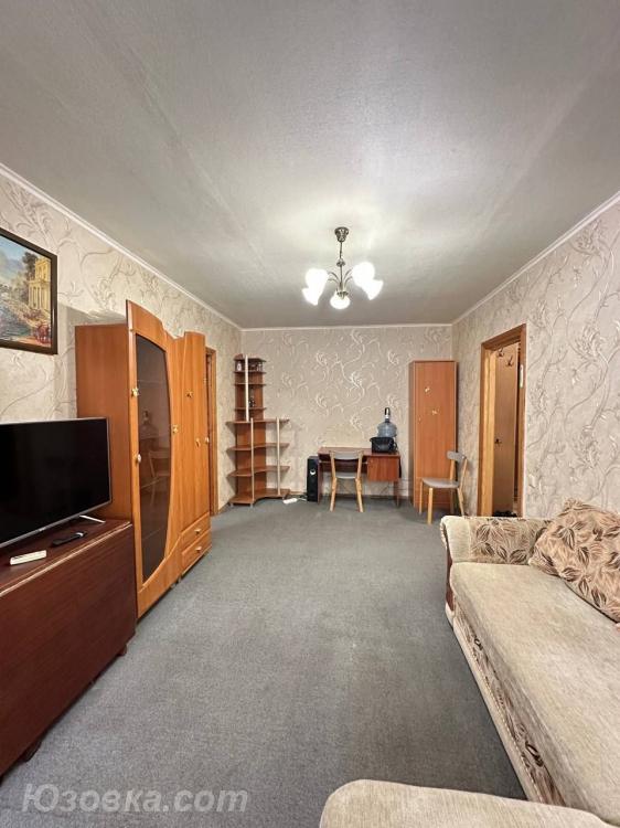 2-комн. квартира, 47м², с мебелью, 4/10 эт.