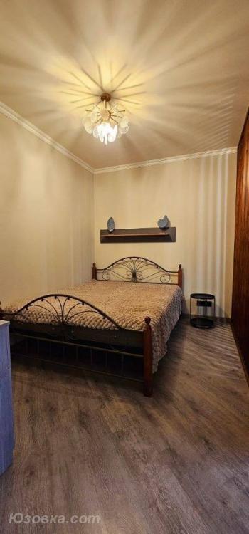 2-комн. квартира, 48м², с мебелью, 4/9 эт., ДОНЕЦК