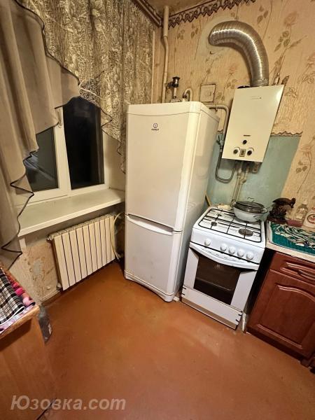 1-комн. квартира, 28 м², вторичка, 3/5 эт.