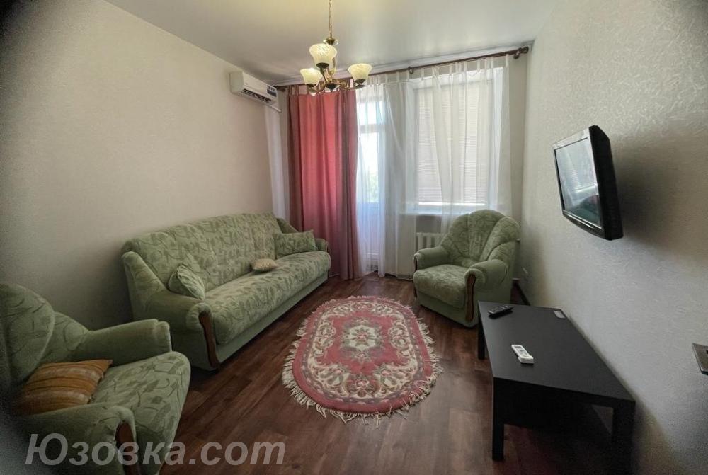 2-комн. квартира, 60м², с мебелью, 4/5 эт., ДОНЕЦК