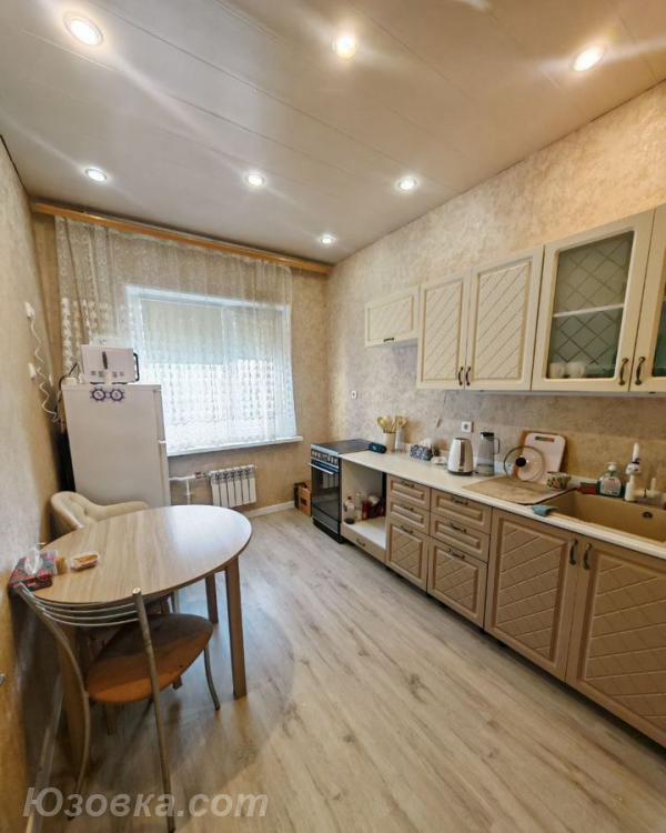 2-комн. квартира, 51м², с мебелью, 4/5 эт., ДОНЕЦК