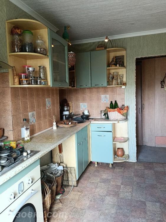 3-комн. квартира, 62 м², вторичка, 9/9 эт., ДОНЕЦК