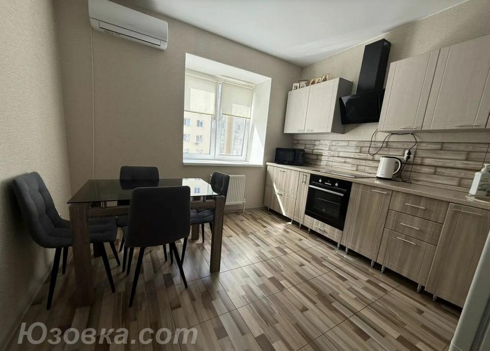1-комн. квартира, 42м², с мебелью, 7/9 эт., ДОНЕЦК