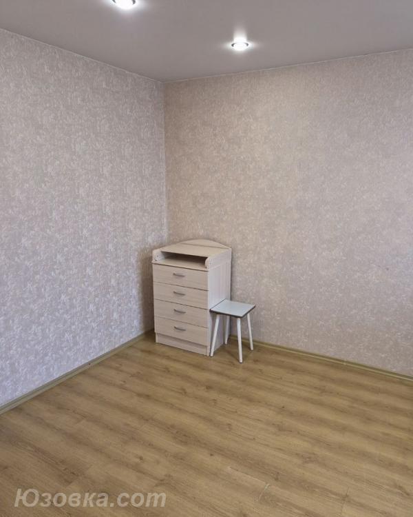 2-комн. квартира, 48м², с мебелью, 2/9 эт., ДОНЕЦК
