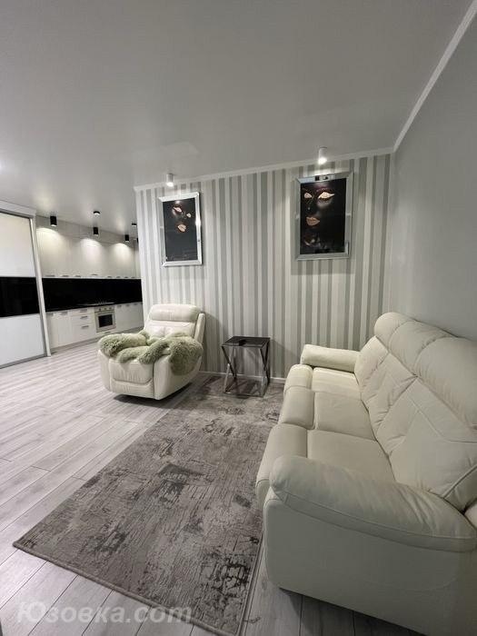 2-комн. квартира, 56м², с мебелью, 4/9 эт., ДОНЕЦК