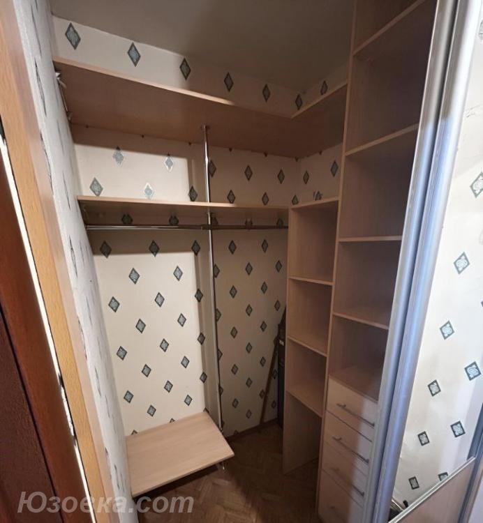 2-комн. квартира, 50м², с мебелью, 6/9 эт., ДОНЕЦК