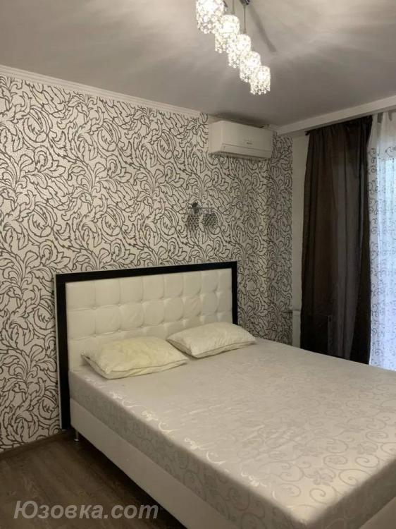 2-комн. квартира, 45м², с мебелью, 2/5 эт., ДОНЕЦК