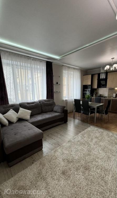 2-комн. квартира, 93м², с мебелью, 8/9 эт., ДОНЕЦК