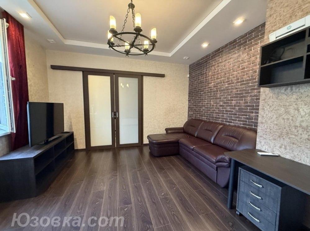 2-комн. квартира, 50м², с мебелью, 3/9 эт., ДОНЕЦК