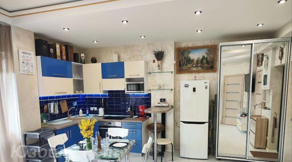 2-комн. квартира, 60м², с мебелью, 1/5 эт., ДОНЕЦК