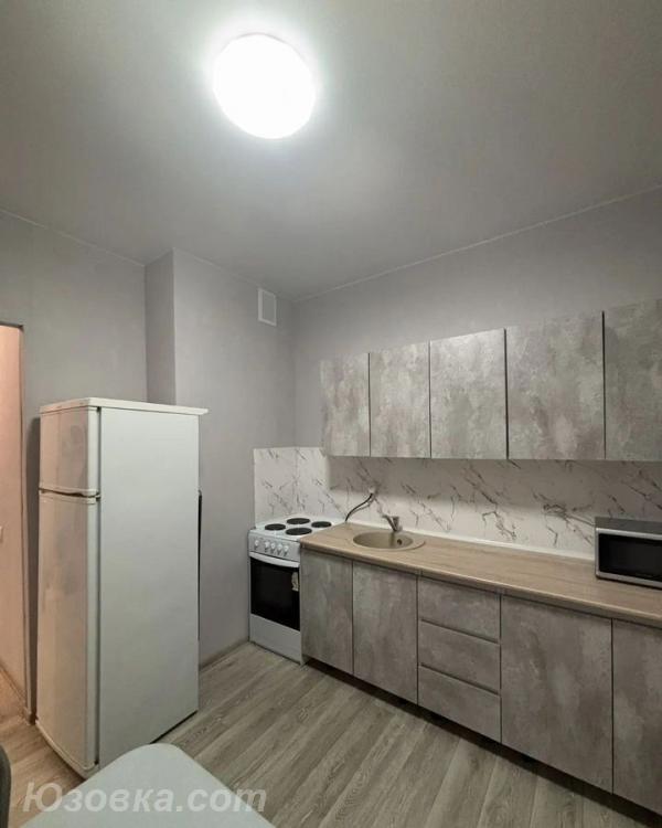 1-комн. квартира, 35м², с мебелью, 4/9 эт., ДОНЕЦК