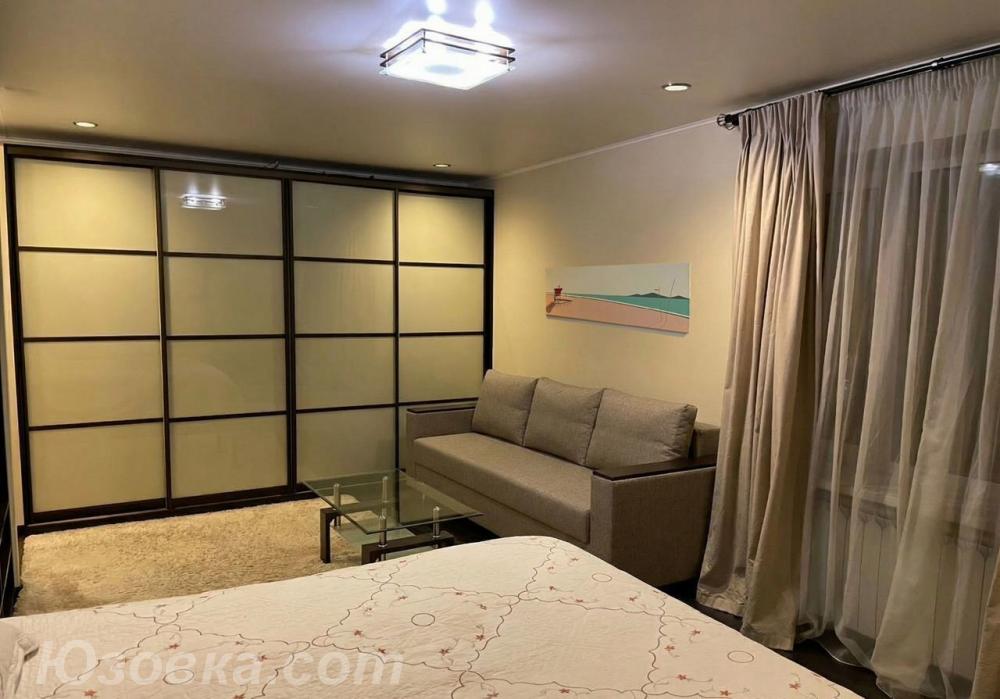 1-комн. квартира, 38м², с мебелью, 4/17 эт., ДОНЕЦК