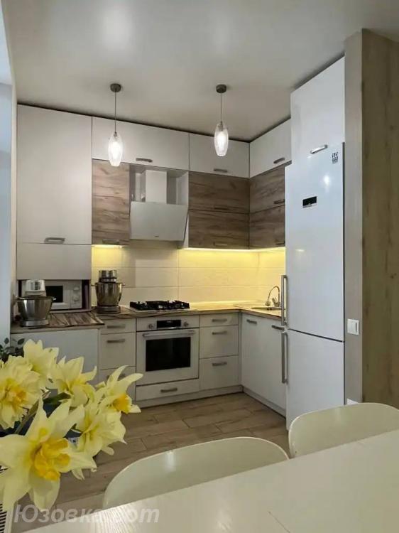 2-комн. квартира, 46м², с мебелью, 2/9 эт., ДОНЕЦК