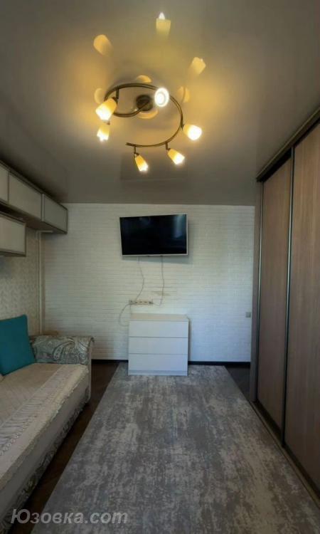 2-комн. квартира, 48м², с мебелью, 2/9 эт., ДОНЕЦК