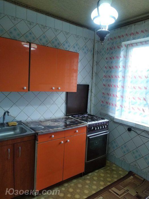 1-комн. квартира, 32м², с мебелью, 2/9 эт., ДОНЕЦК