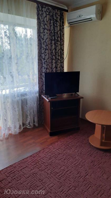 2-комн. квартира, 45м², с мебелью, 5/5 эт., ДОНЕЦК
