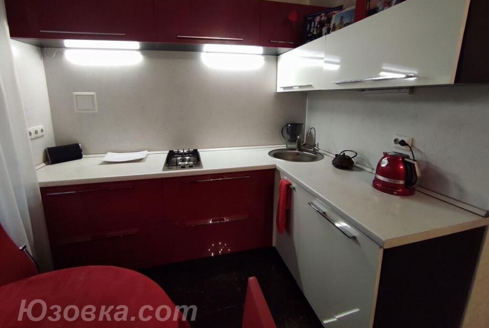 2-комн. квартира, 46м², с мебелью, 2/5 эт., ДОНЕЦК
