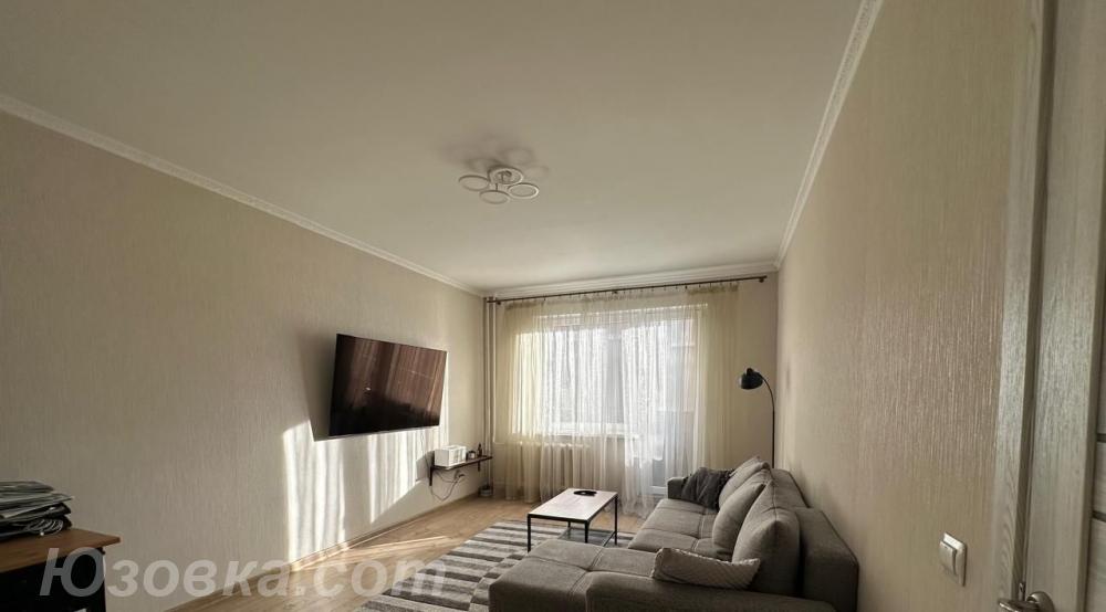 2-комн. квартира, 54м², с мебелью, 2/5 эт., ДОНЕЦК