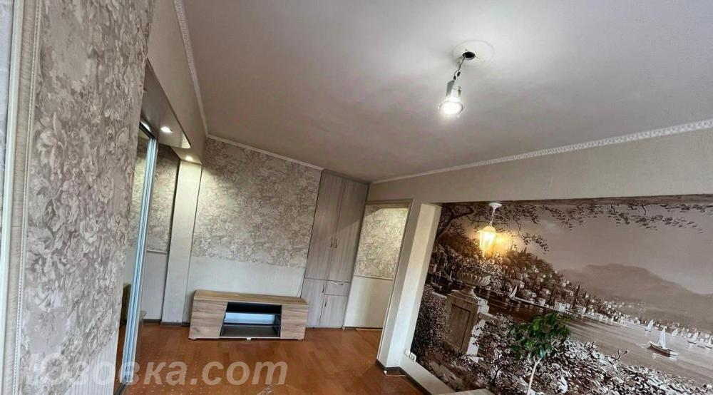 3-комн. квартира, 77м², с мебелью, 4/9 эт.
