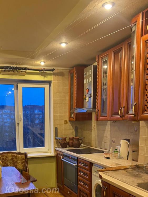 3-комн. квартира, 73 м², вторичка, 7/9 эт., ДОНЕЦК