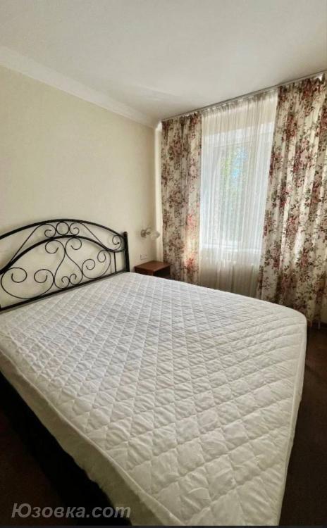 2-комн. квартира, 49м², с мебелью, 2/5 эт., ДОНЕЦК