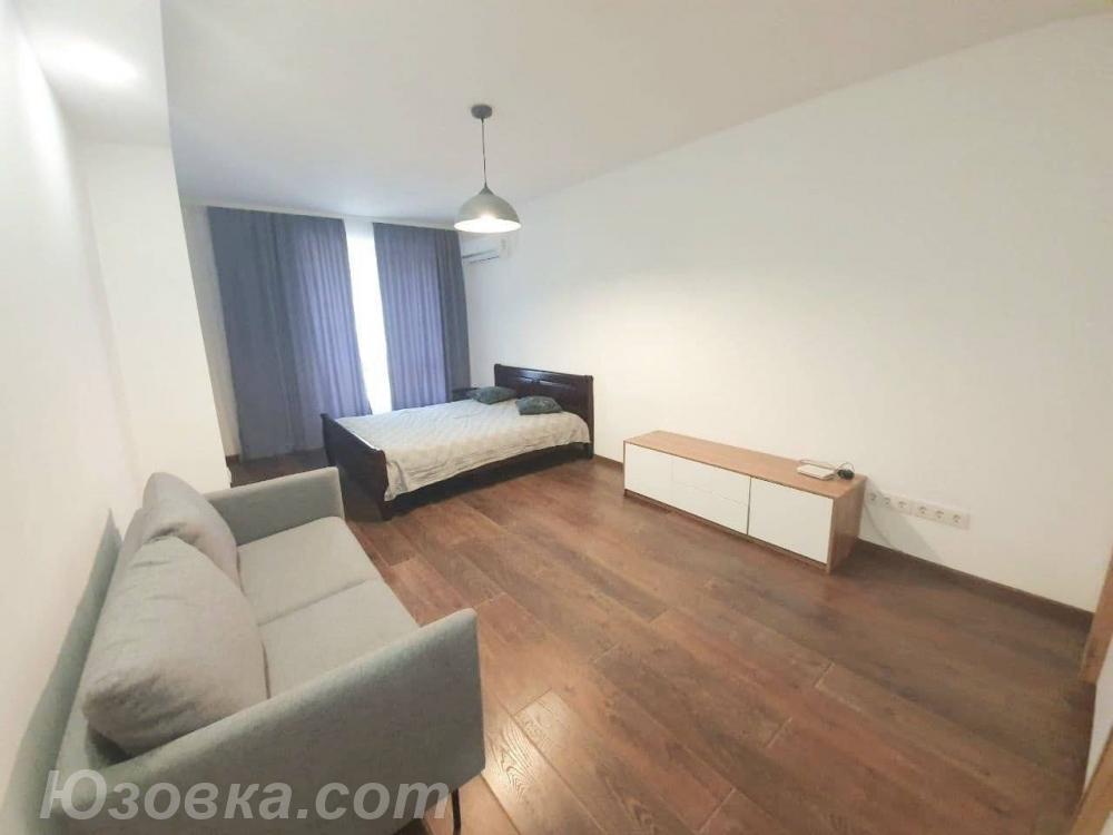 2-комн. квартира, 46м², с мебелью, 4/10 эт.