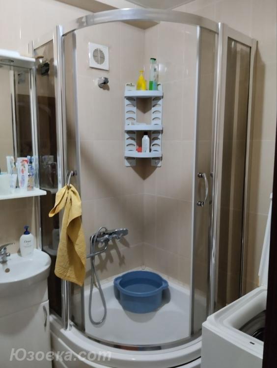 3-комн. квартира, 65 м², вторичка, 3/4 эт., Макеевка