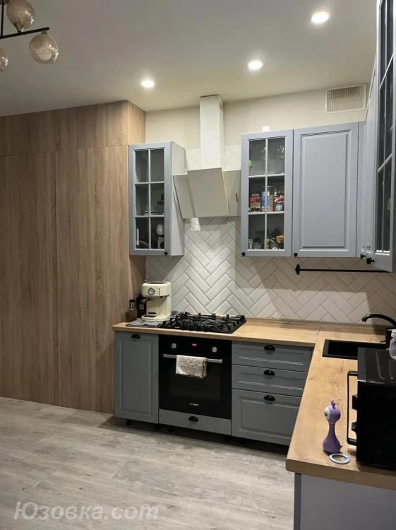 2-комн. квартира, 42м², с мебелью, 2/5 эт., ДОНЕЦК
