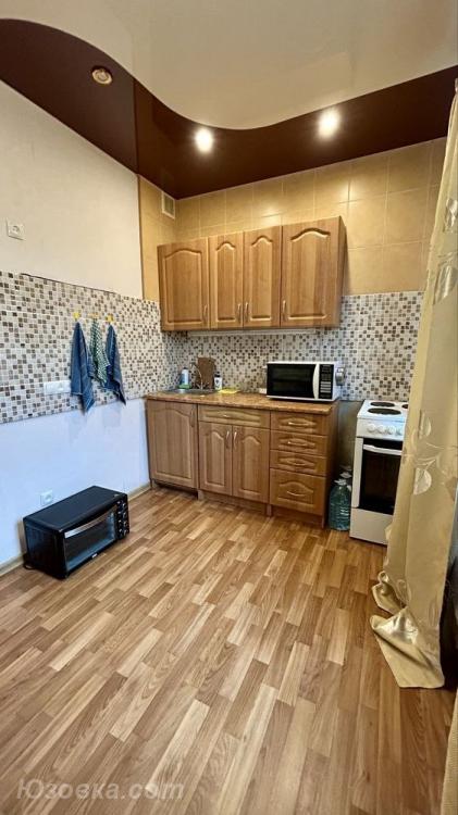 2-комн. квартира, 46м², с мебелью, 3/9 эт., ДОНЕЦК