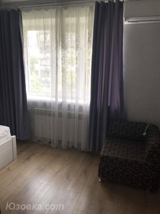 2-комн. квартира, 43м², с мебелью, 3/9 эт.