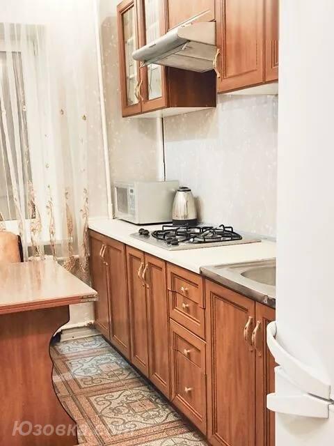 1-комн. квартира, 34м², с мебелью, 4/5 эт., ДОНЕЦК