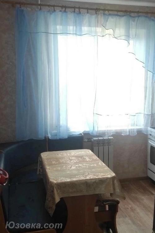 3-комн. квартира, 76м², с мебелью, 12/12 эт.