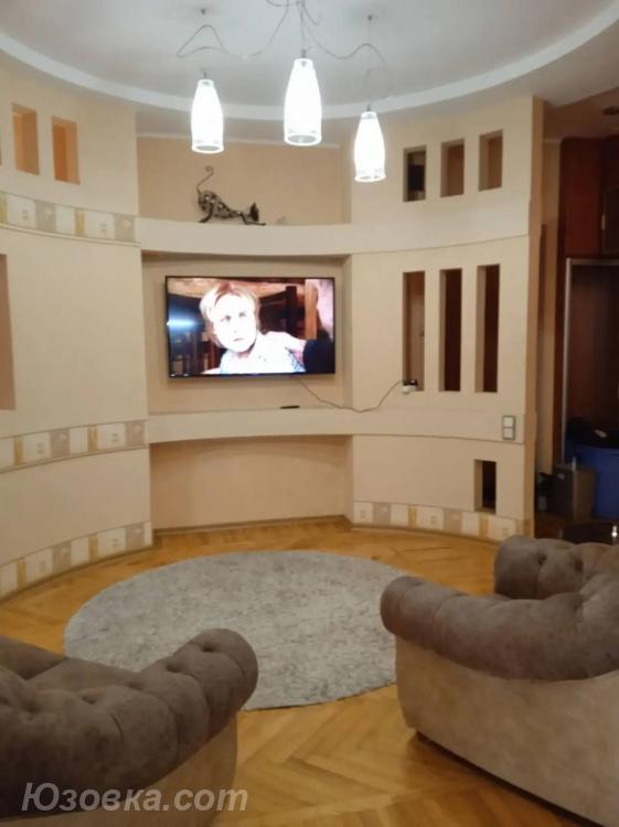 2-комн. квартира, 80м², мебель частично, 4/5 эт.