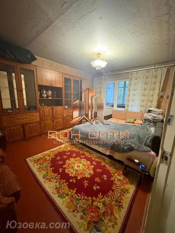 2-комн. квартира, 51 м², вторичка, 1/9 эт., ДОНЕЦК