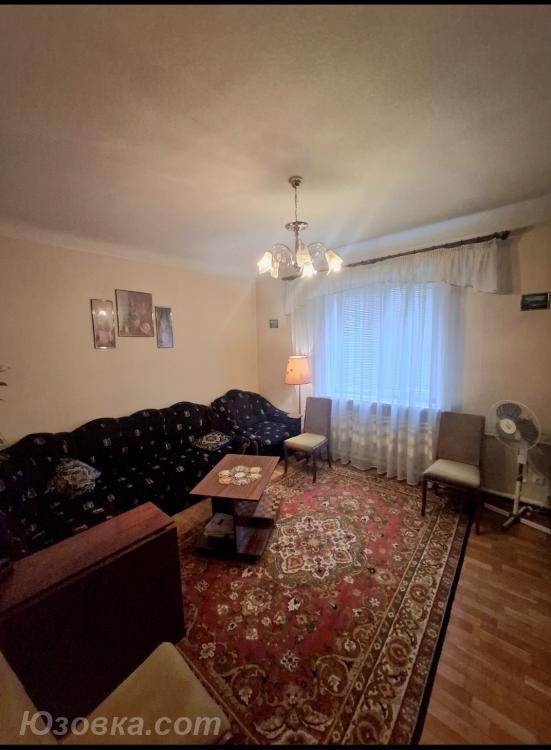 2-комн. квартира, 54 м², вторичка, 1/2 эт., ДОНЕЦК