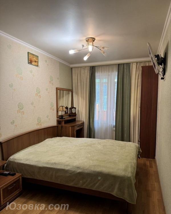 2-комн. квартира, 60м², с мебелью, 3/9 эт., ДОНЕЦК