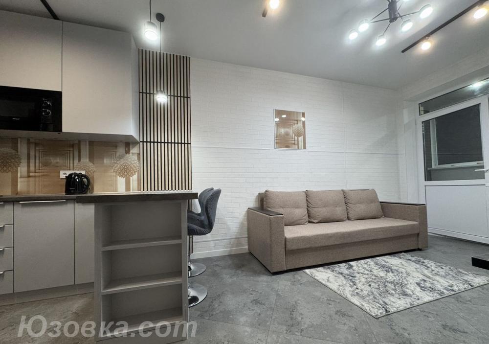 2-комн. квартира, 42м², с мебелью, 3/9 эт., ДОНЕЦК