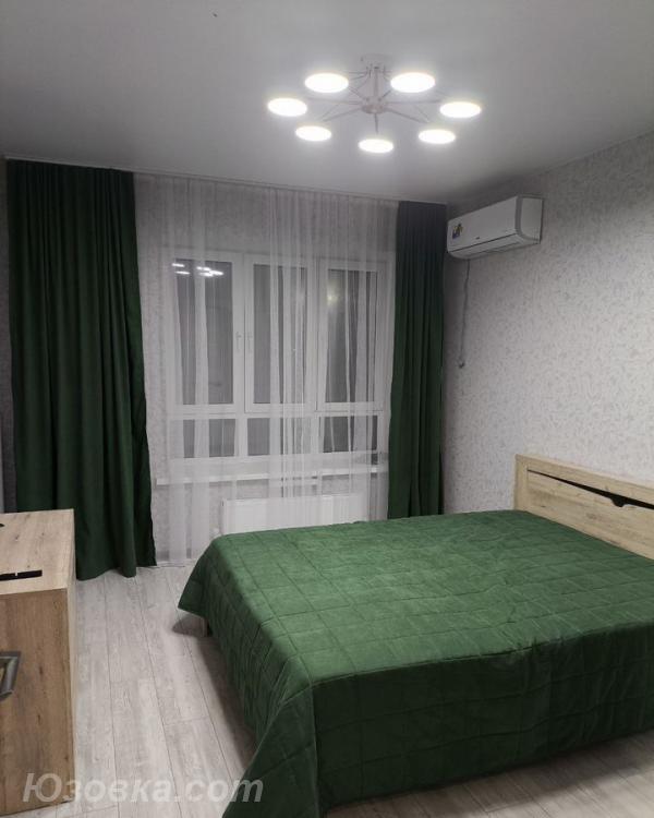 1-комн. квартира, 42м², с мебелью, 4/9 эт., ДОНЕЦК
