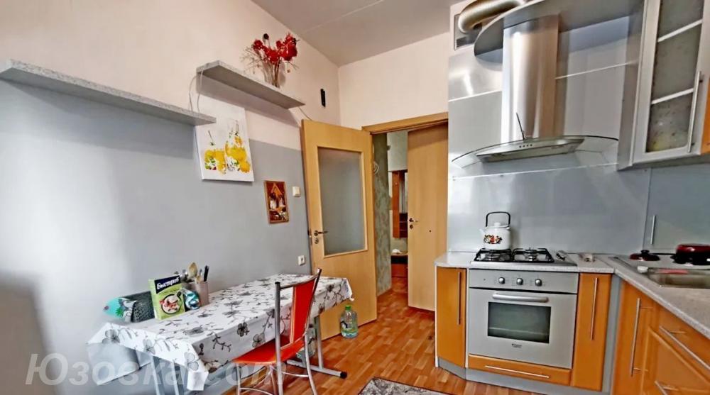 2-комн. квартира, 48м², с мебелью, 3/5 эт., ДОНЕЦК